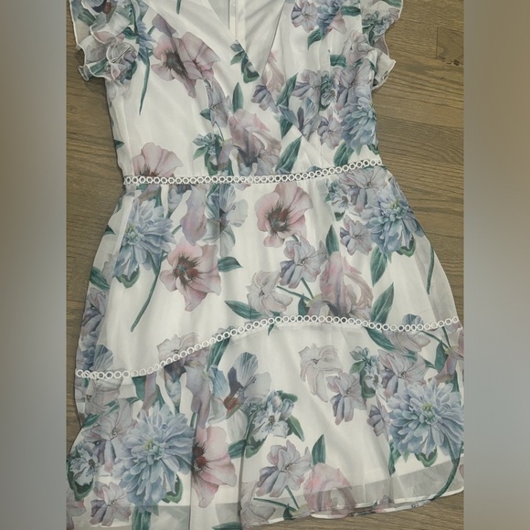 Lulus Art of Love White Multi Floral Print Ruffled Mini Dress Womens size m - Picture 4 of 8